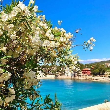 Superbe Appartement En Bord De Mer Bandol Exterior photo