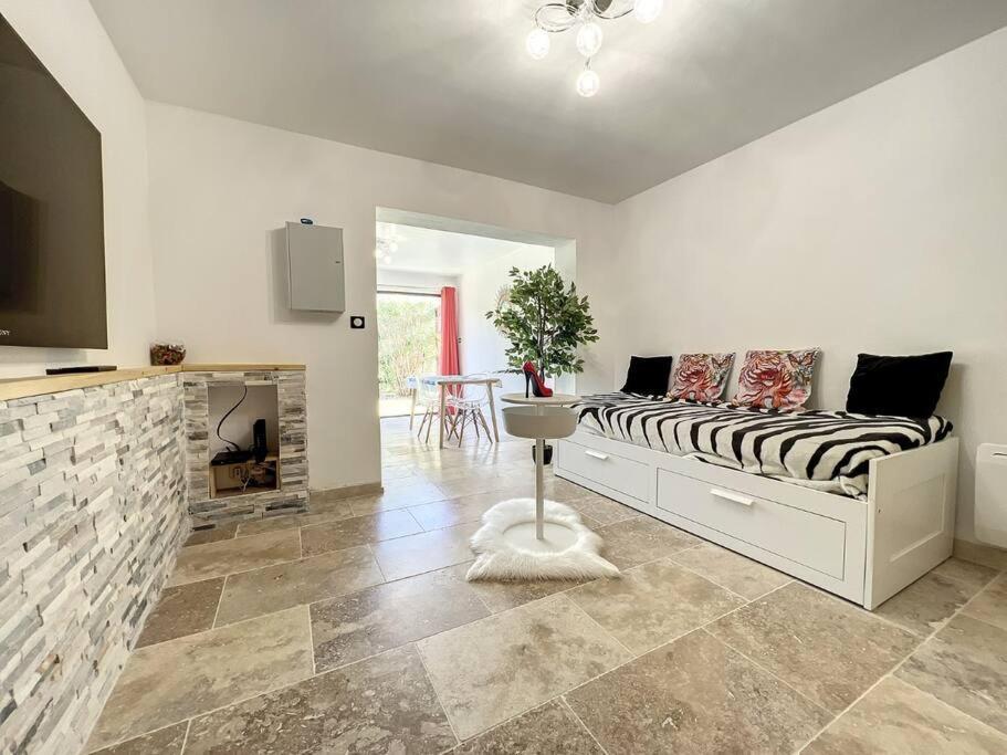 Superbe Appartement En Bord De Mer Bandol Exterior photo